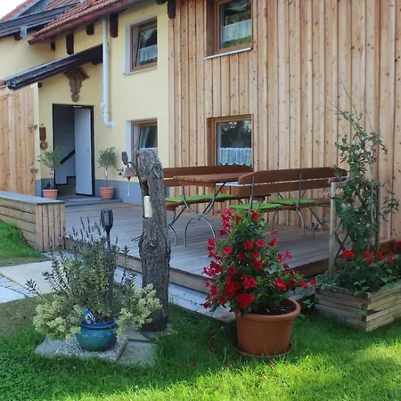 Anno- Ihre Wohlfuehloase Mit Garten In Klingenbrunn