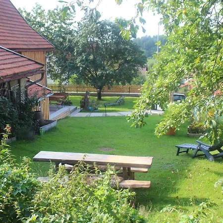 Anno- Ihre Wohlfuehloase Mit Garten In Klingenbrunn *